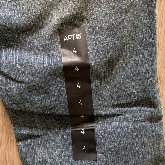 Apt 9 size 4 bootcut jeans - Picture 4 of 4
